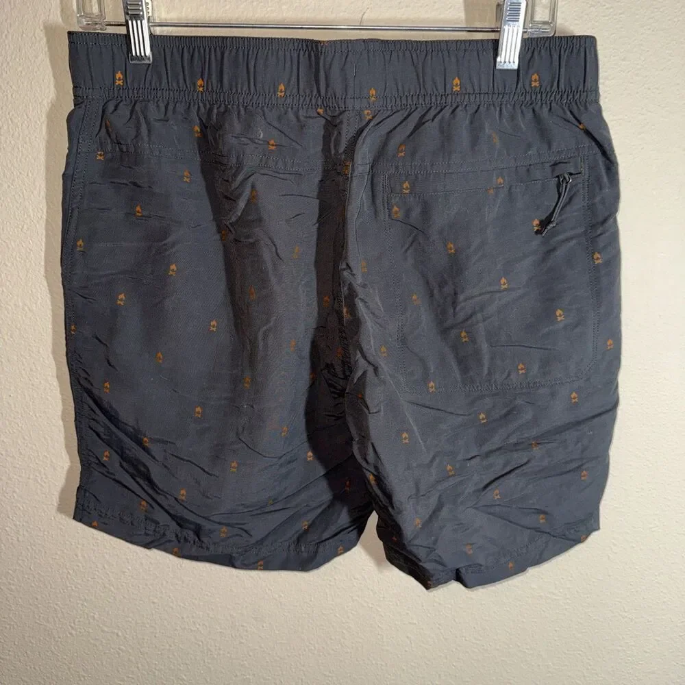 The North Face Men’s Shorts Gray Campfire